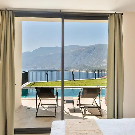 Lyxos - Adults Only Over 12 Hotel *