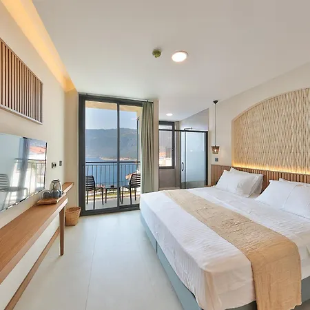 Hotel Lyxos - Adults Only Over 12 *