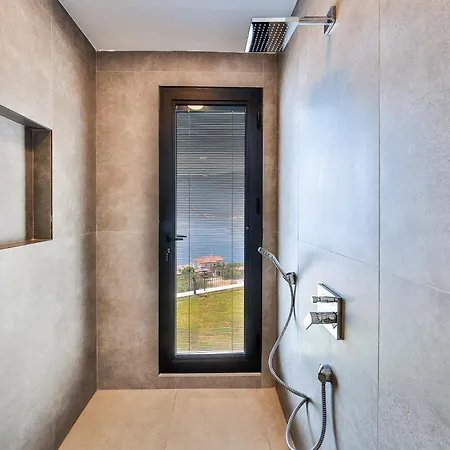 Lyxos Ξενοδοχείο *