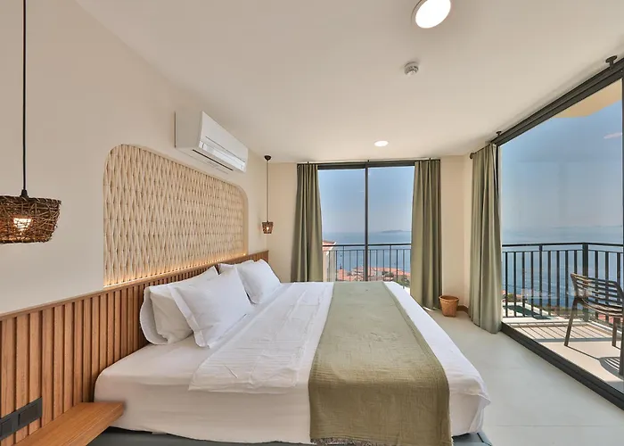 Hotel Lyxos *
