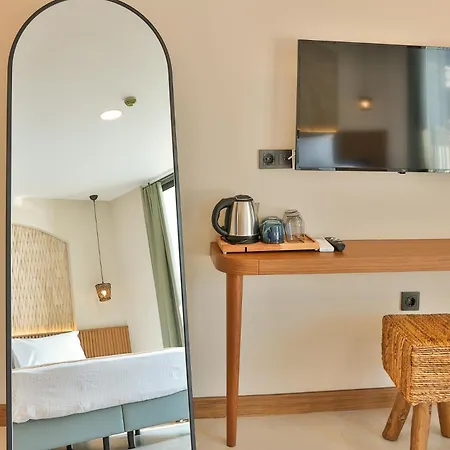 Hotel Lyxos - Adults Only Over 12 *